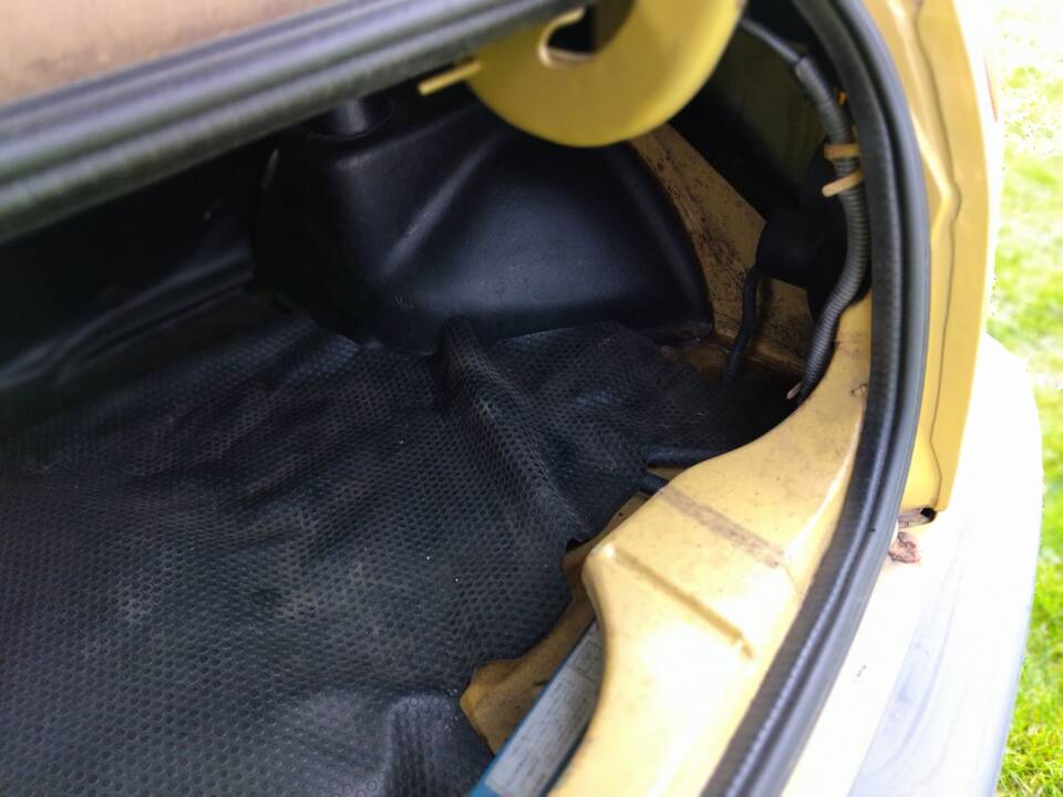 Bild 68/92 von Nissan Be-1 1.0 (1987)