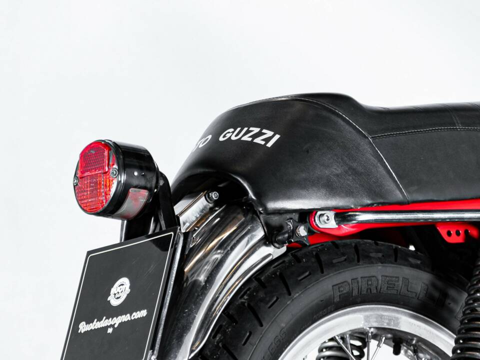 Afbeelding 35/50 van Moto Guzzi DUMMY (1972)