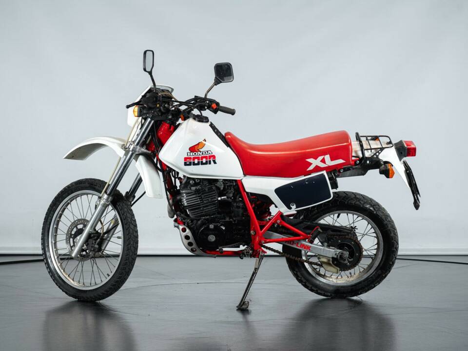 Afbeelding 1/50 van Honda DUMMY (1985)