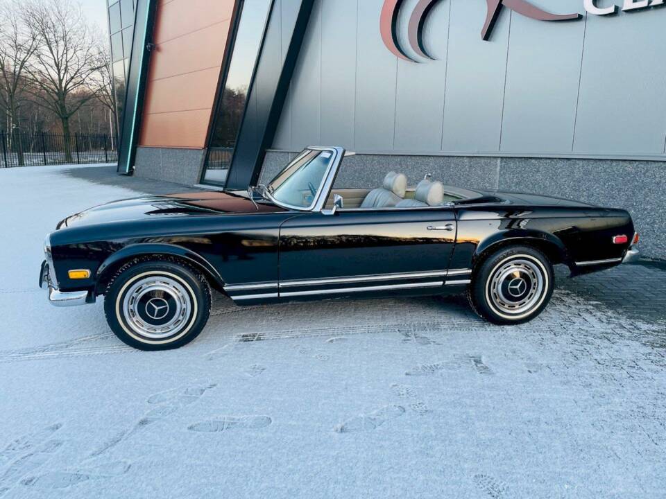 Bild 4/35 von Mercedes-Benz 280 SL (1970)