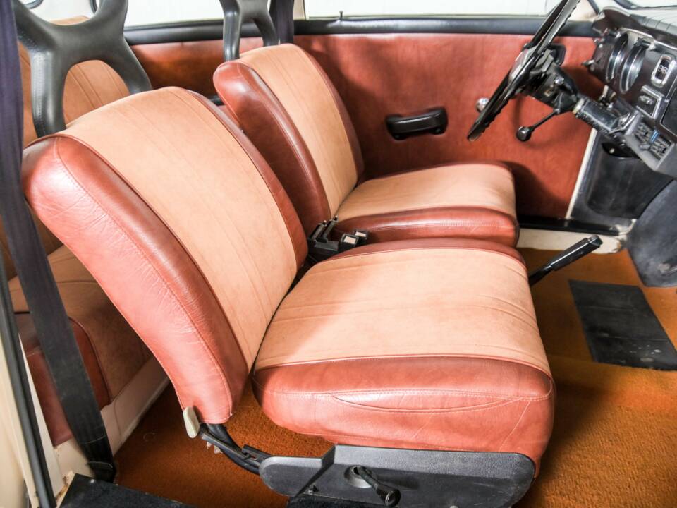 Image 16/50 de Saab 96 V4 (1971)