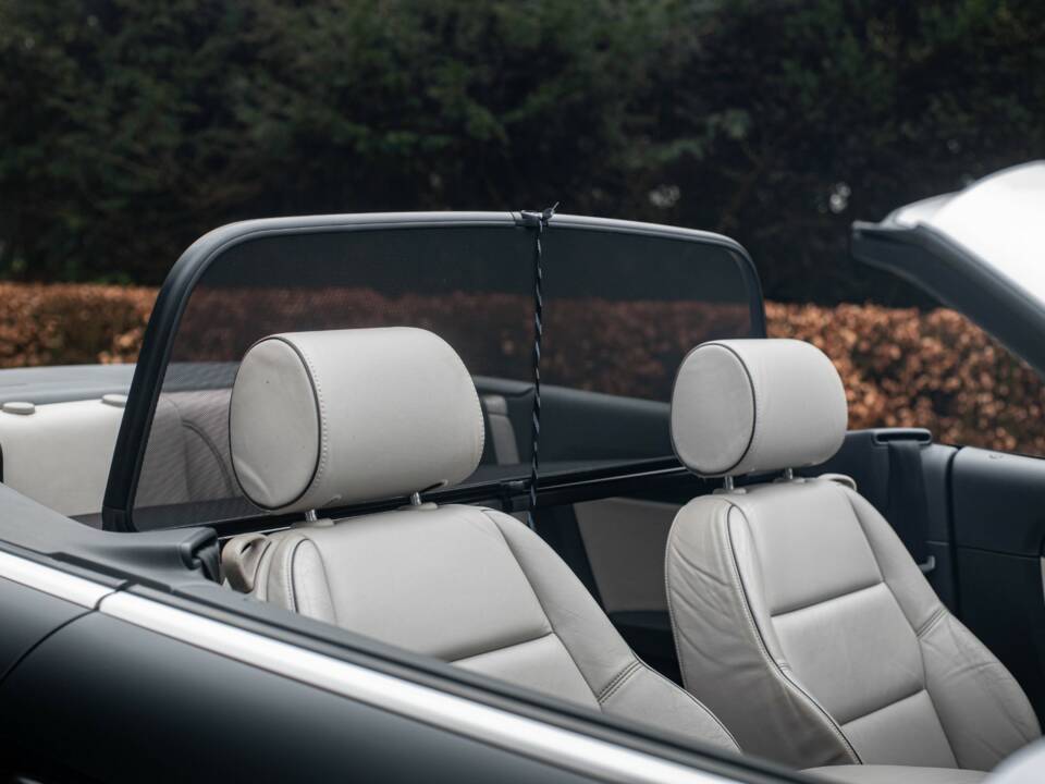 Image 15/39 of Audi S4 (2006)