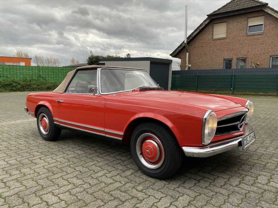 Image 1/5 de Mercedes-Benz 230 SL (1964)