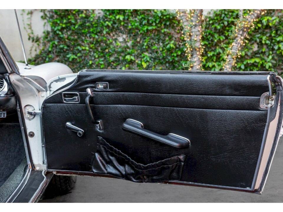 Bild 30/40 von Mercedes-Benz 280 SL (1969)
