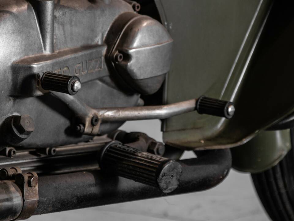 Image 8/22 de Moto Guzzi DUMMY (1970)