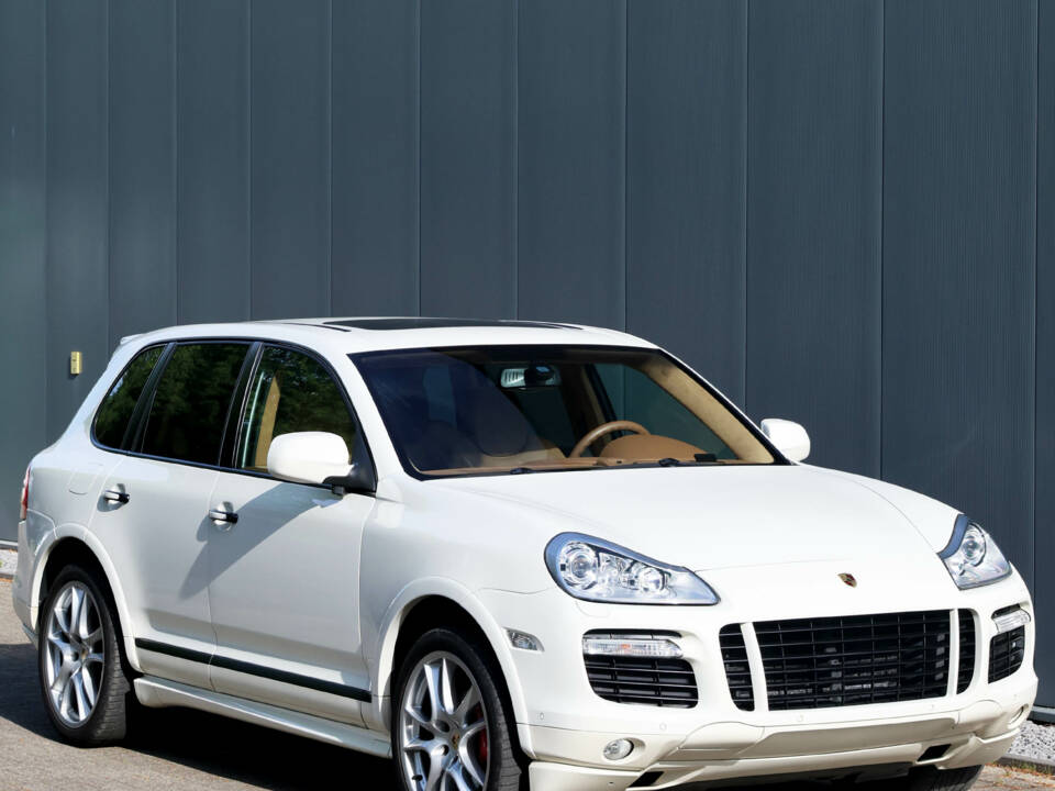 Bild 6/49 von Porsche Cayenne GTS (2009)