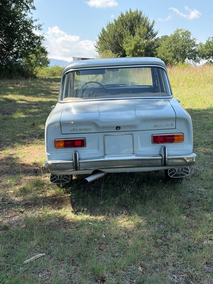 Image 4/30 of Alfa Romeo Giulia 1300 TI (1966)