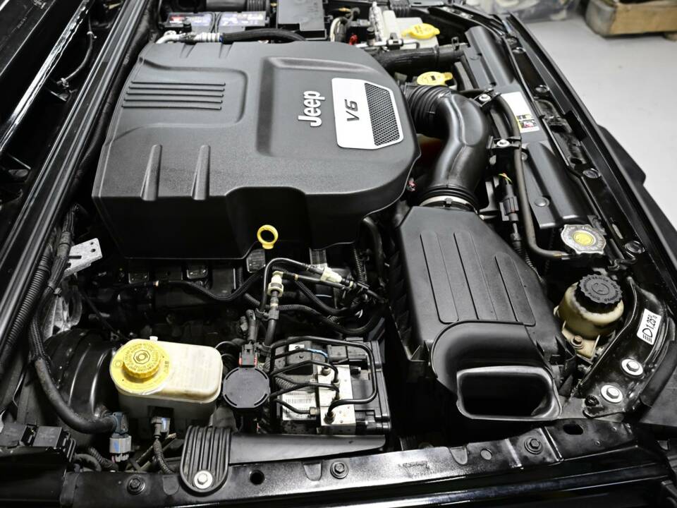Image 26/50 of Jeep Wrangler 3.6 V6 (2014)