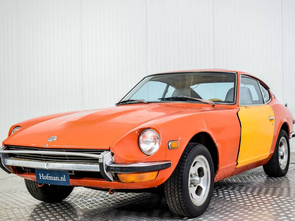 Image 8/50 of Datsun 240 Z (1971)