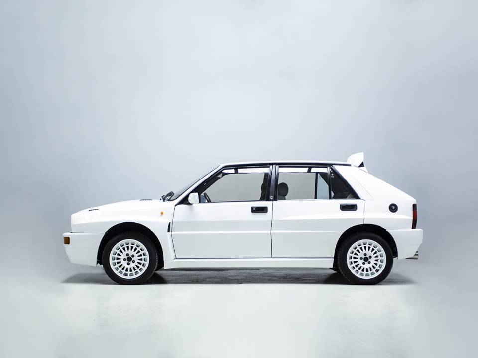 Image 5/38 de Lancia Delta HF Integrale Evoluzione I (1991)
