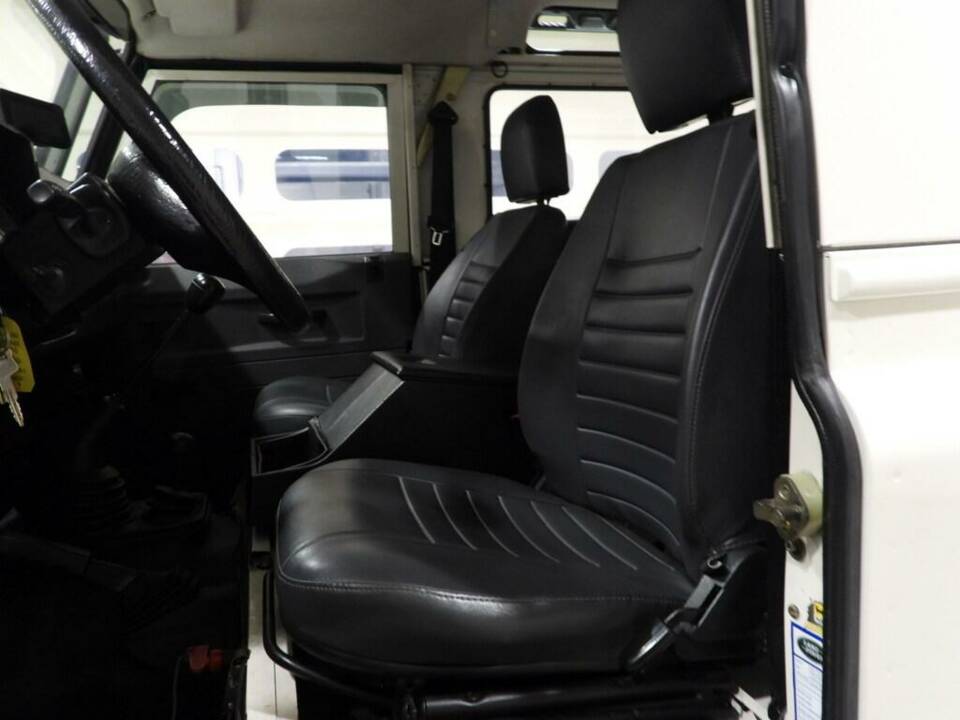 Imagen 5/15 de Land Rover Defender 90 (1996)