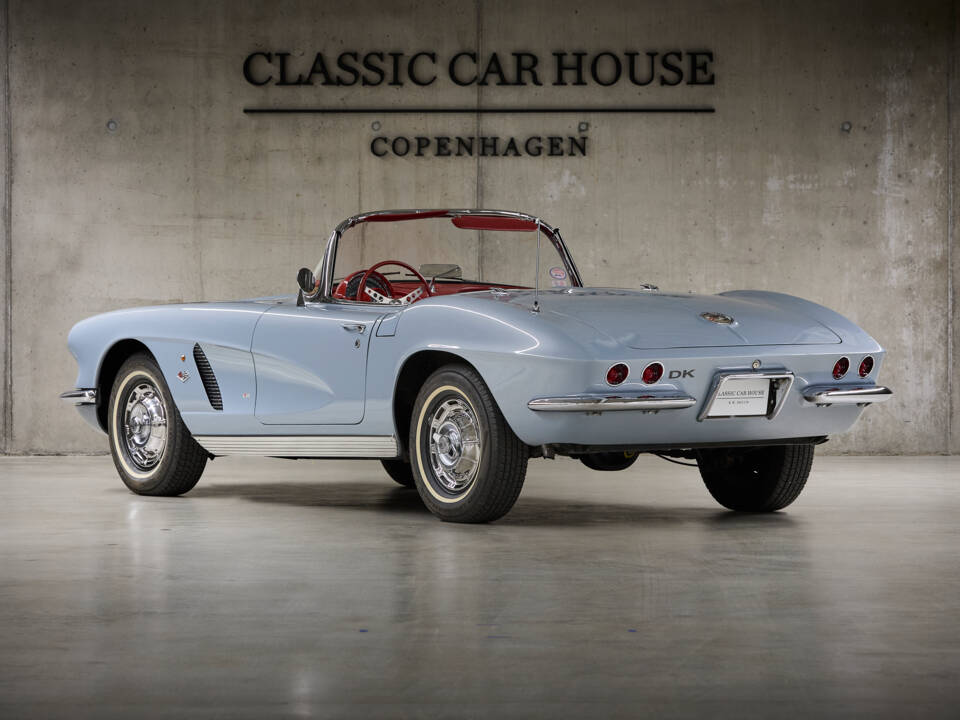Image 3/78 of Chevrolet Corvette (1962)