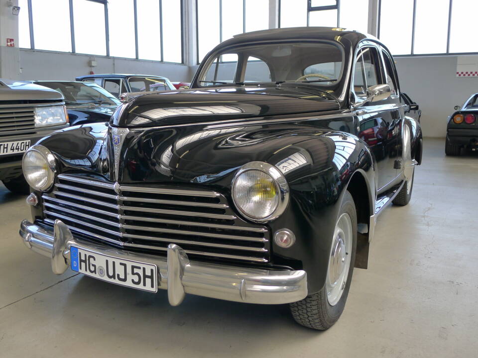 Bild 34/50 von Peugeot 203 C (1955)