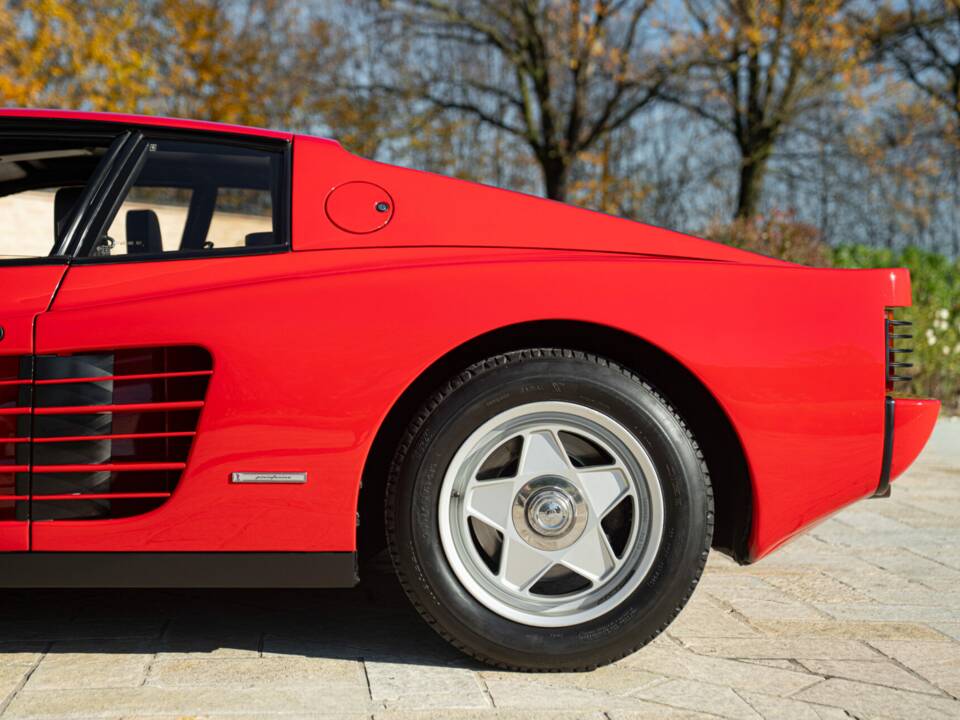 Image 26/50 of Ferrari Testarossa (1985)