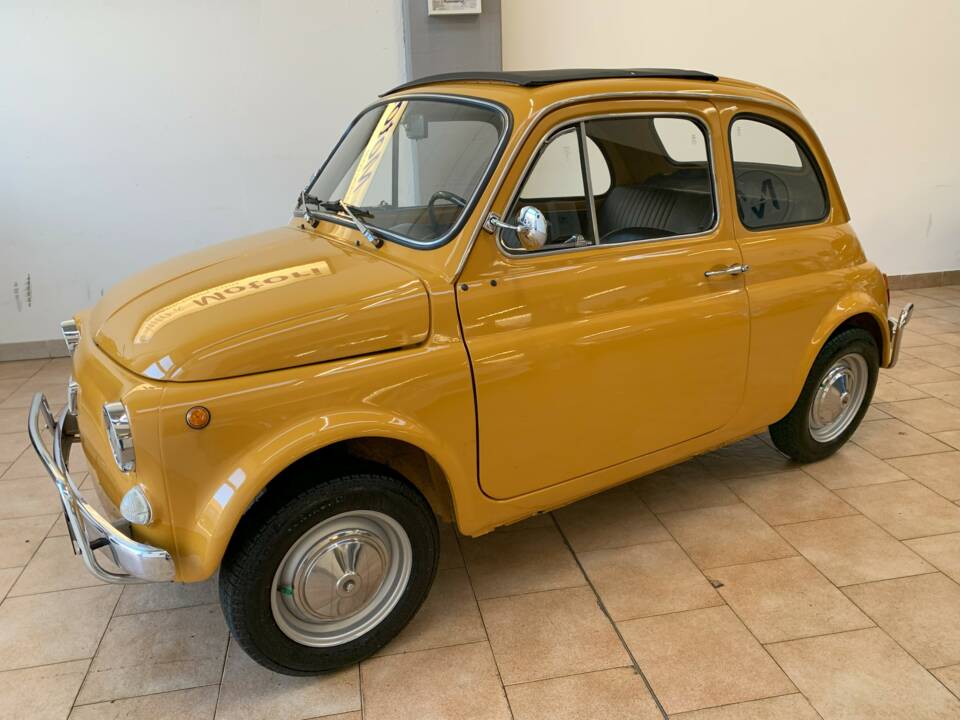 Image 8/21 of FIAT 500 L (1971)
