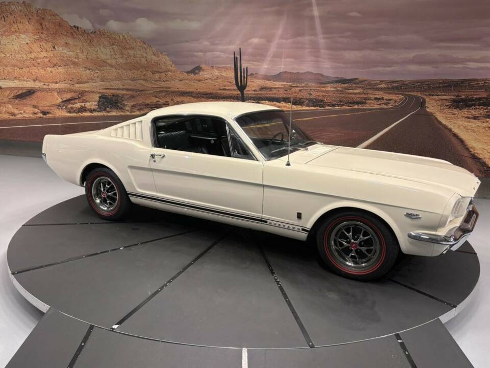 Bild 22/50 von Ford Mustang GT (1966)