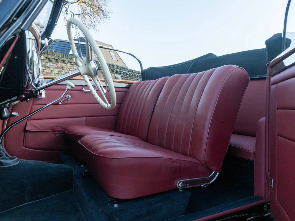 Bild 45/50 von Mercedes-Benz 230 Cabriolet A (1939)