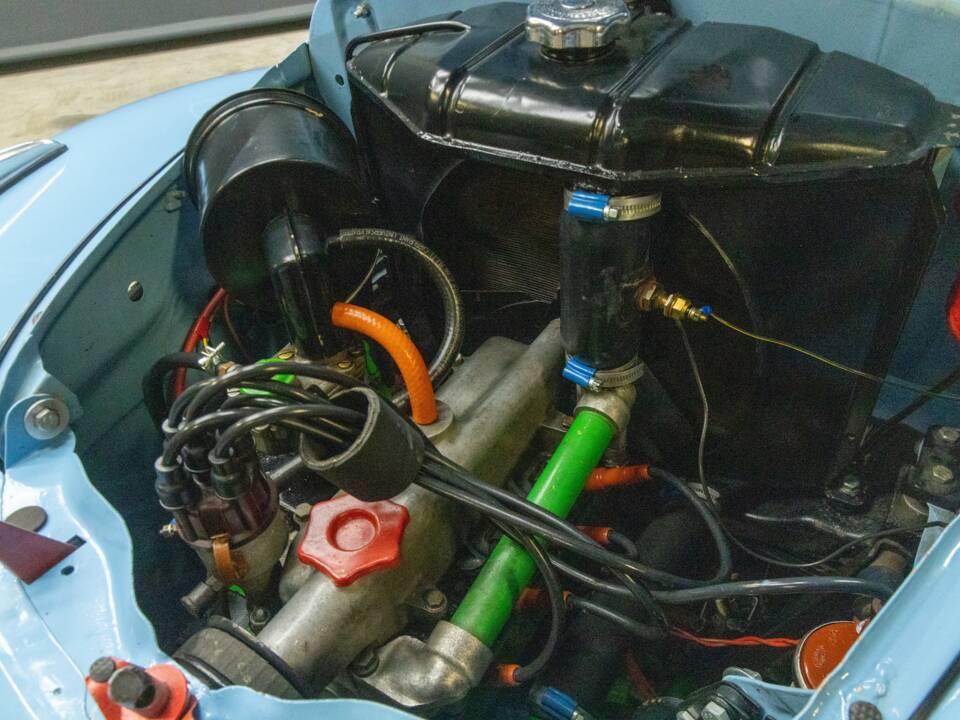 Image 45/50 of FIAT 500 C Topolino (1949)