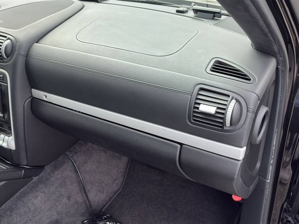 Image 20/50 of Porsche Cayenne Turbo (2007)
