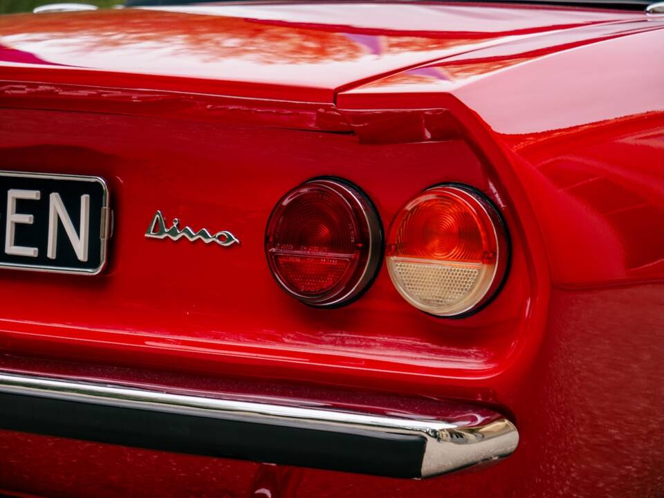Image 12/65 of FIAT Dino Spider (1967)