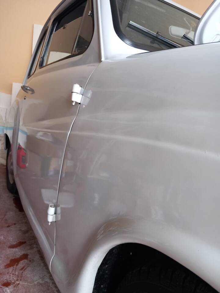 Image 17/51 of Austin A 35 (1959)