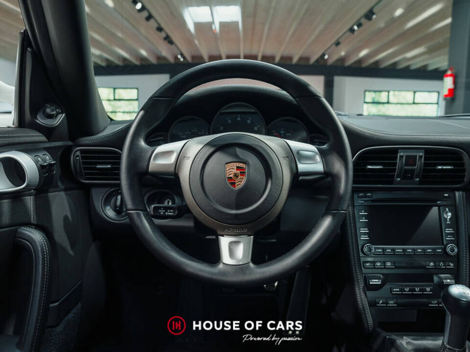 Image 16/23 of Porsche 911 Carrera (2008)