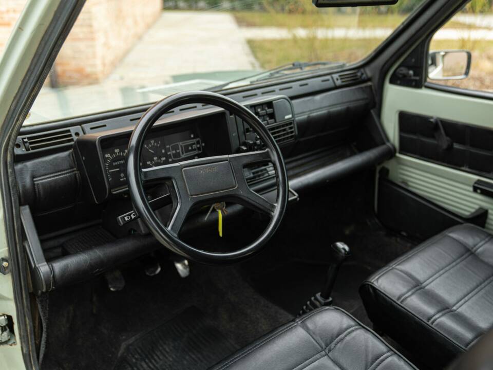 Bild 26/44 von FIAT Panda 4x4 1,0 (1987)