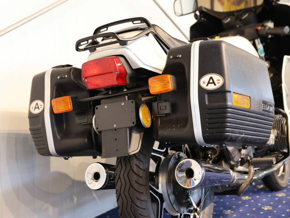 Image 7/32 of BMW R 100 RS (1987)