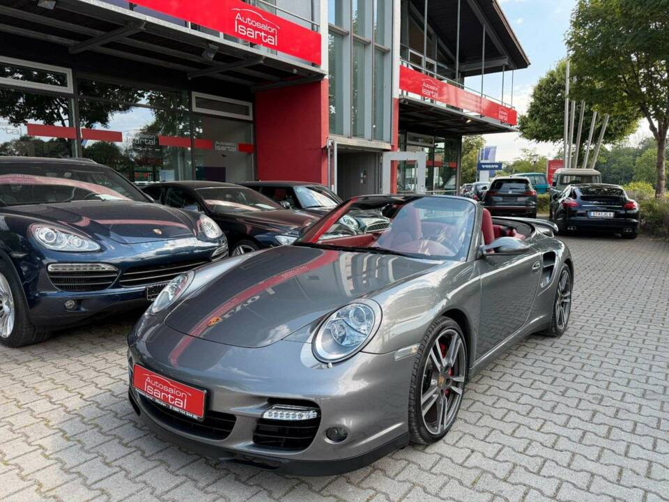 Imagen 2/41 de Porsche 911 Turbo (2009)