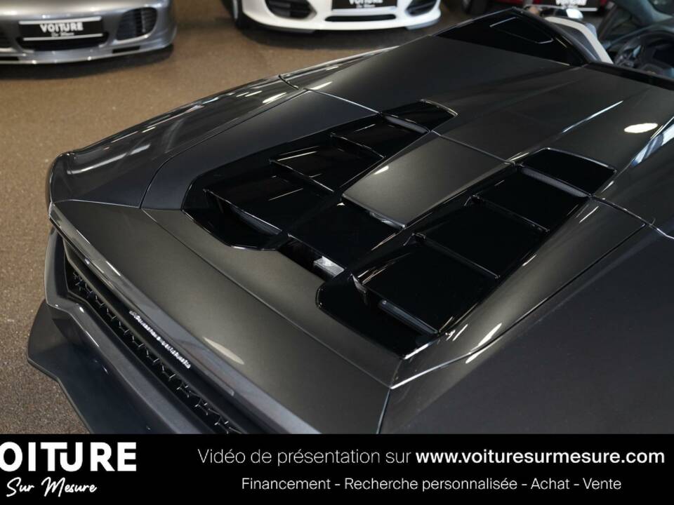 Image 34/44 de Lamborghini Huracán Spyder (2016)