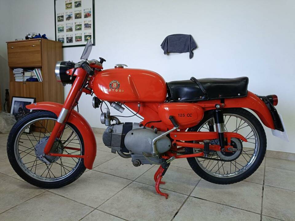 Immagine 1/20 di Motobi Imperiale Sport (1956)