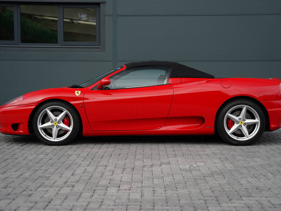 Image 26/50 of Ferrari 360 Spider (2004)