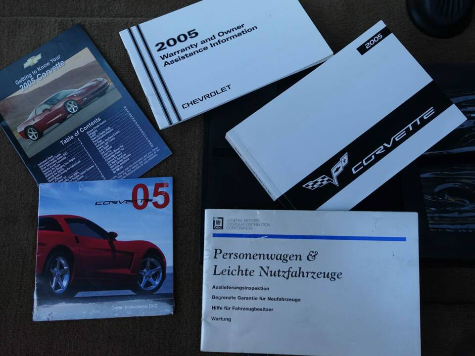 Immagine 20/26 di Chevrolet Corvette (2002)