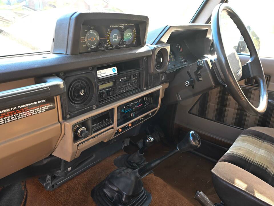 Bild 38/50 von Toyota Landcruiser Turbo LJ 70 (1989)