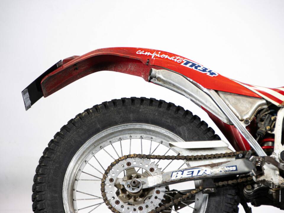 Image 20/40 of Beta TR34 (1990)