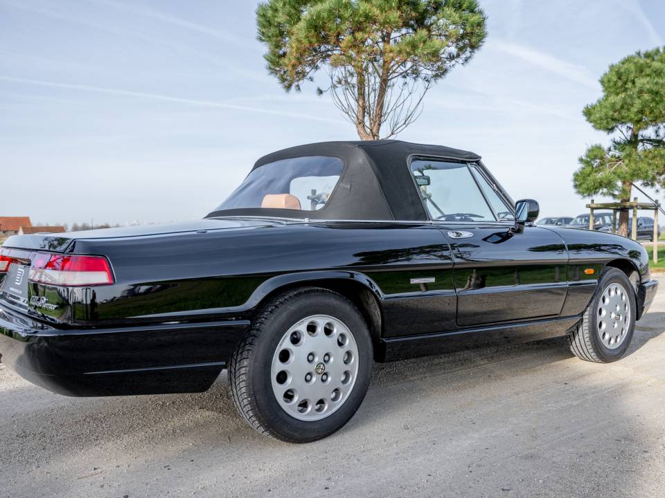 Image 14/20 of Alfa Romeo 2.0 Spider (1991)