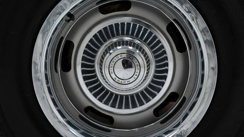 Image 13/15 of Chevrolet Corvette Stingray (1969)