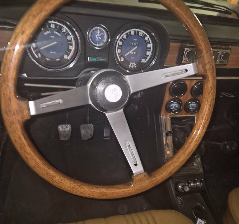 Bild 2/8 von Alfa Romeo Giulia Nuova Super 1300 (1977)
