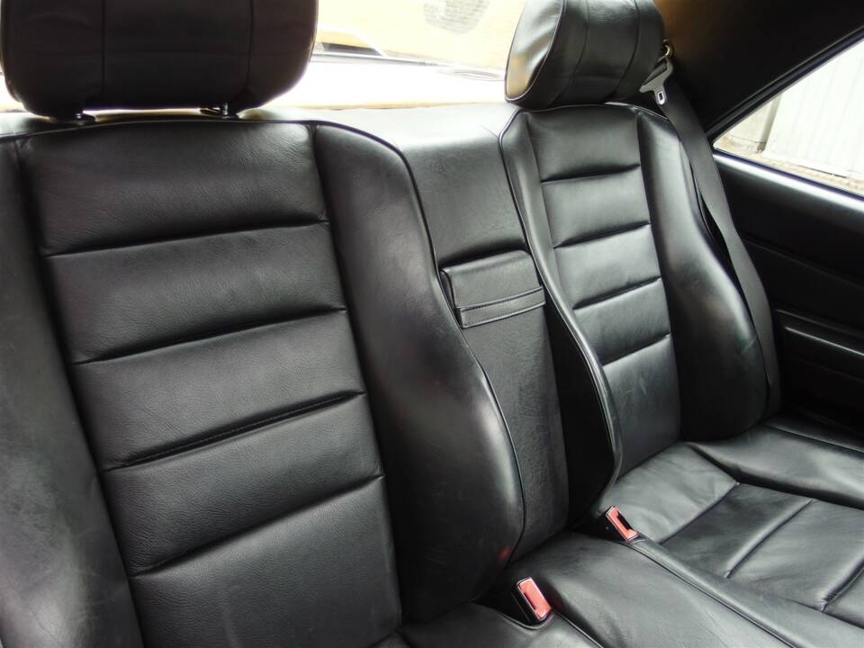 Immagine 58/98 di Mercedes-Benz 190 E 2.3-16 (1985)