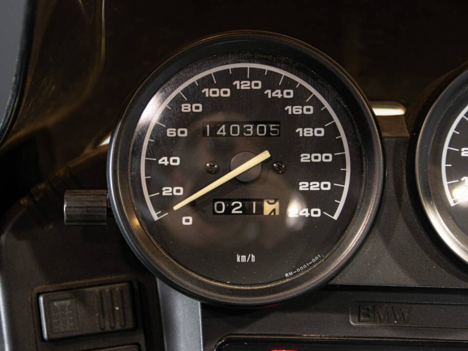 Image 44/50 of BMW R 1100 GS (1999)