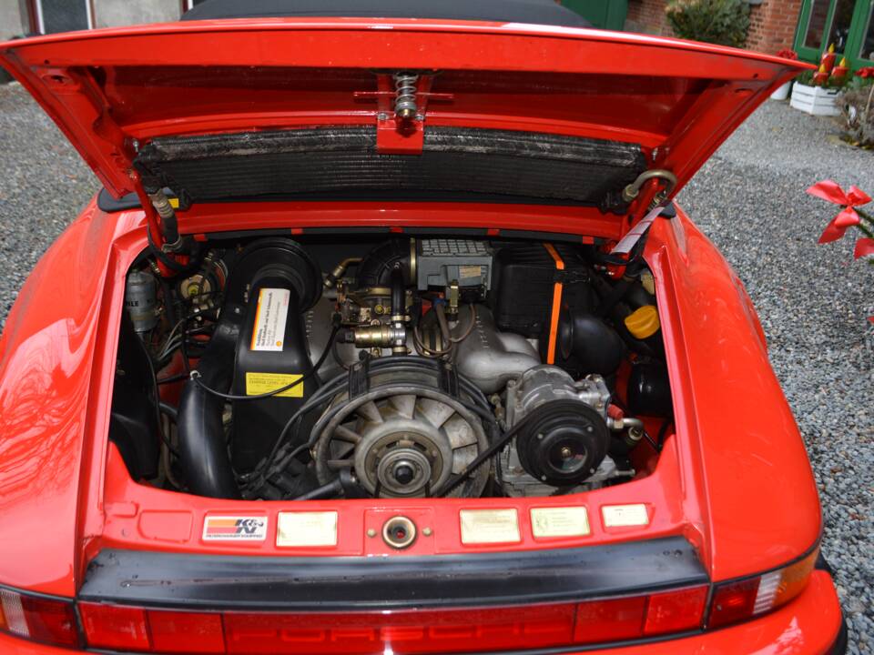 Bild 15/15 von Porsche 911 Carrera 3.2 (1987)