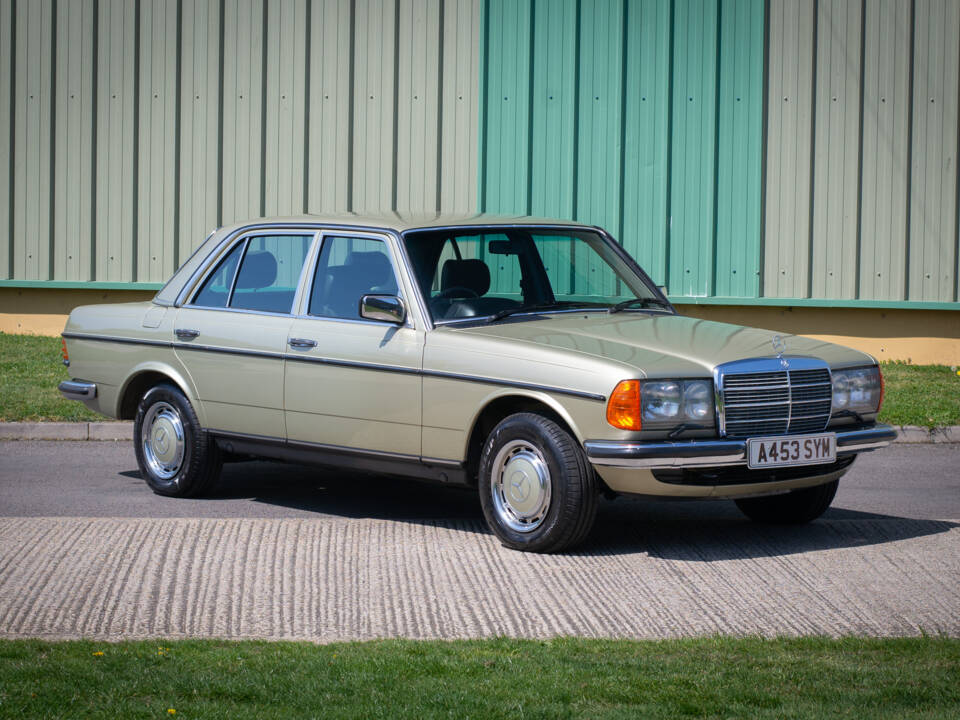Immagine 8/29 di Mercedes-Benz 280 E (1983)
