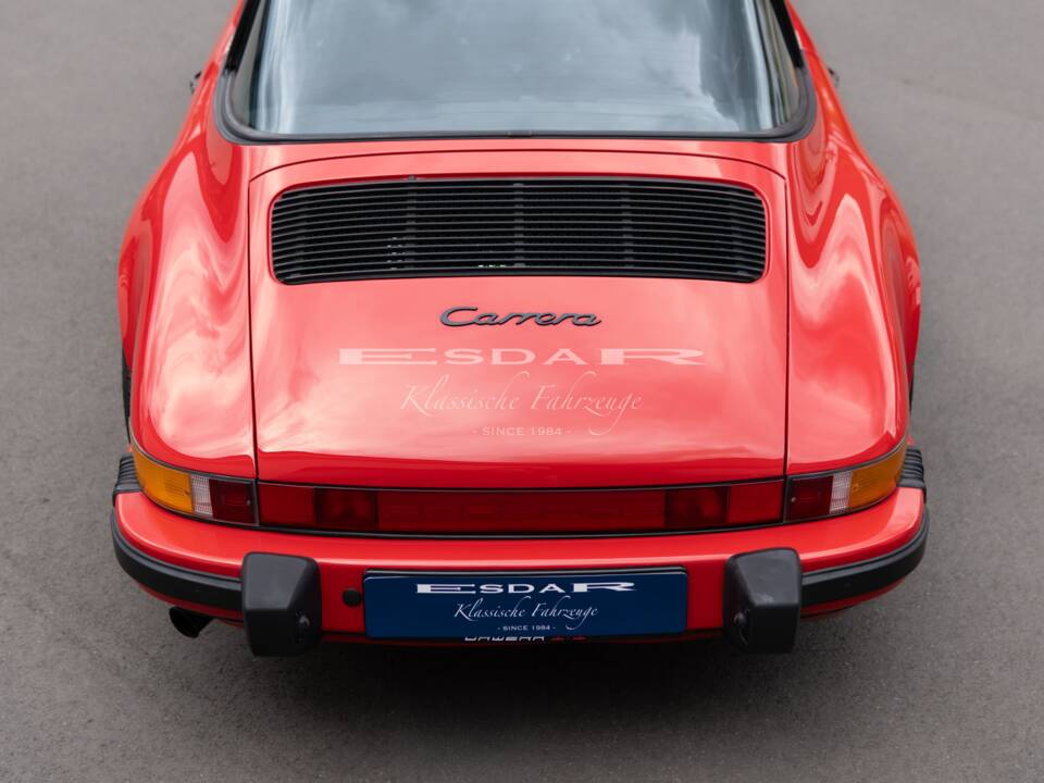 Bild 8/31 von Porsche 911 Carrera 3.2 (1988)