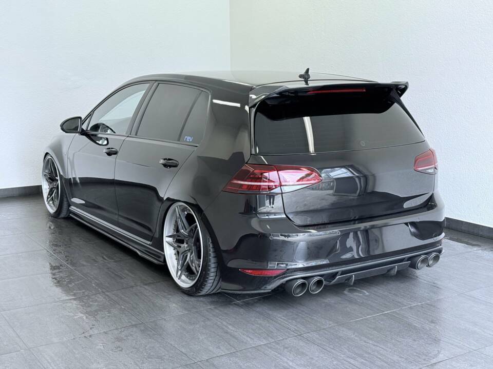 Bild 12/22 von Volkswagen Golf VII R (2016)