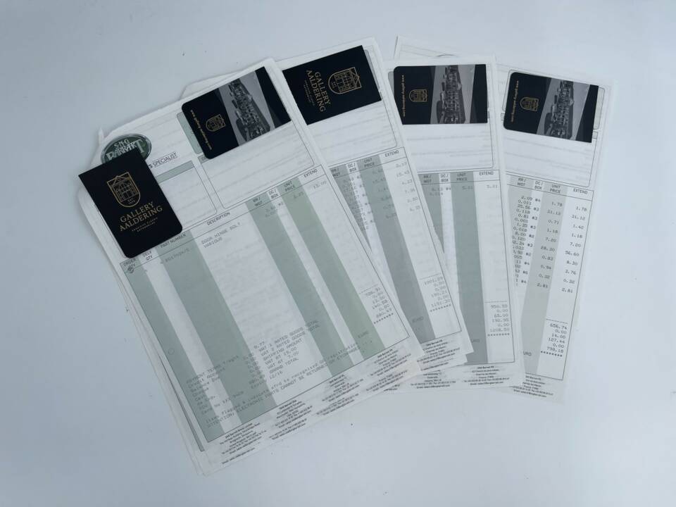 Image 7/50 de Jaguar E-Type (1969)