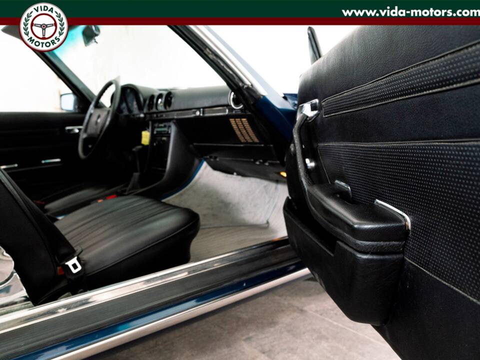 Image 12/15 de Mercedes-Benz 350 SL (1971)
