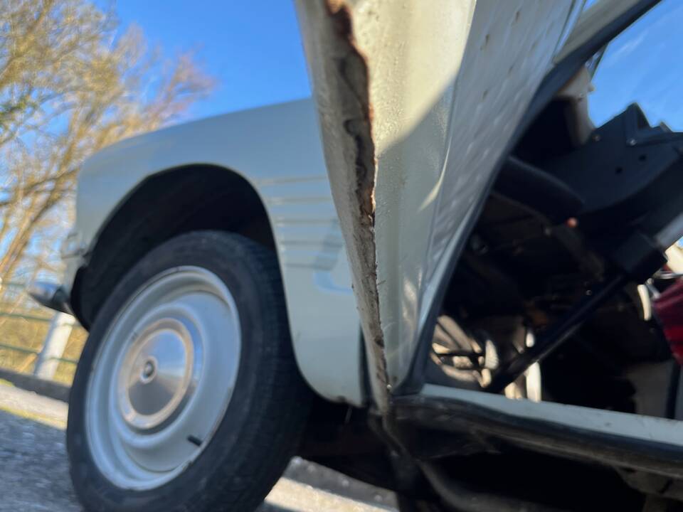 Bild 48/70 von Citroën Ami 6 Berline (1964)