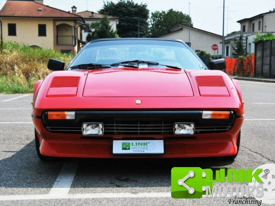 Immagine 2/10 di Ferrari 308 GTSi (1981)