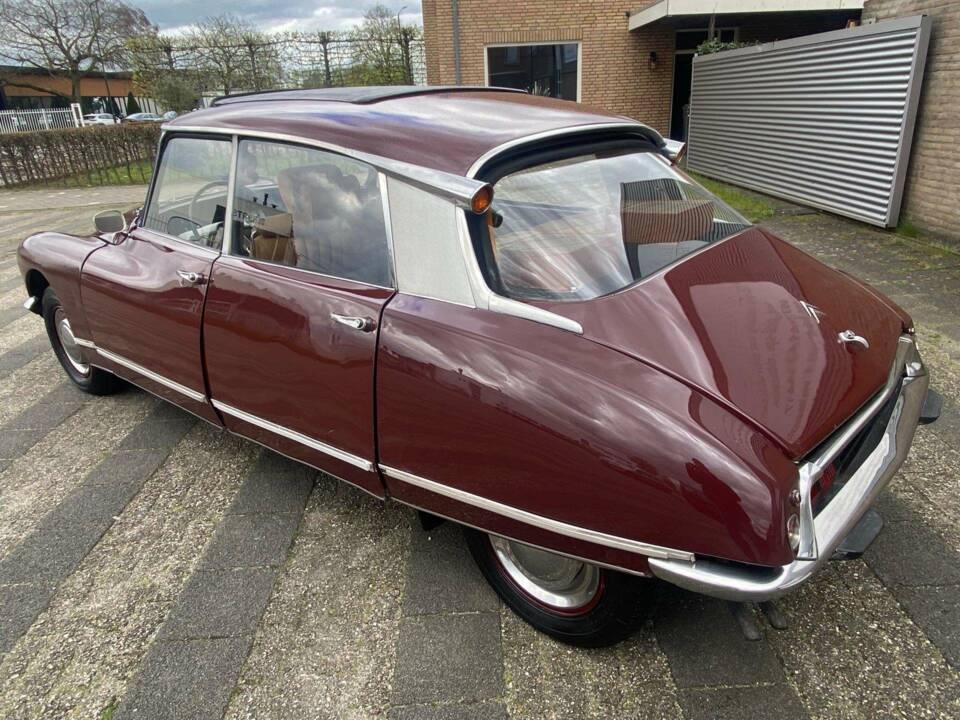 Bild 13/50 von Citroën ID 19 (1967)