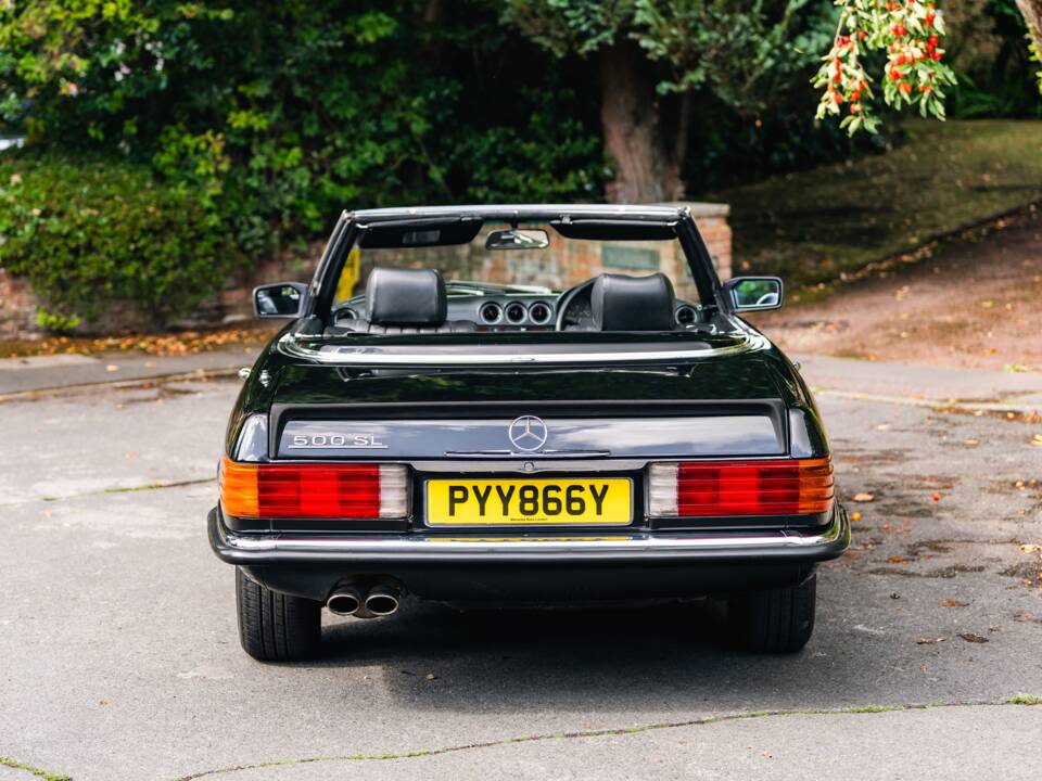 Image 7/30 de Mercedes-Benz 500 SL (1983)